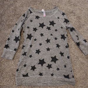 No Boundaries 3/4 length grey sweatshirt with stars